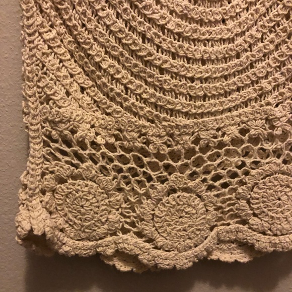 Crochet festival halter top - Picture 4 of 5